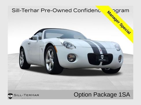 Used 2006 Pontiac Solstice Convertible w/ Premium Package RWD image 1