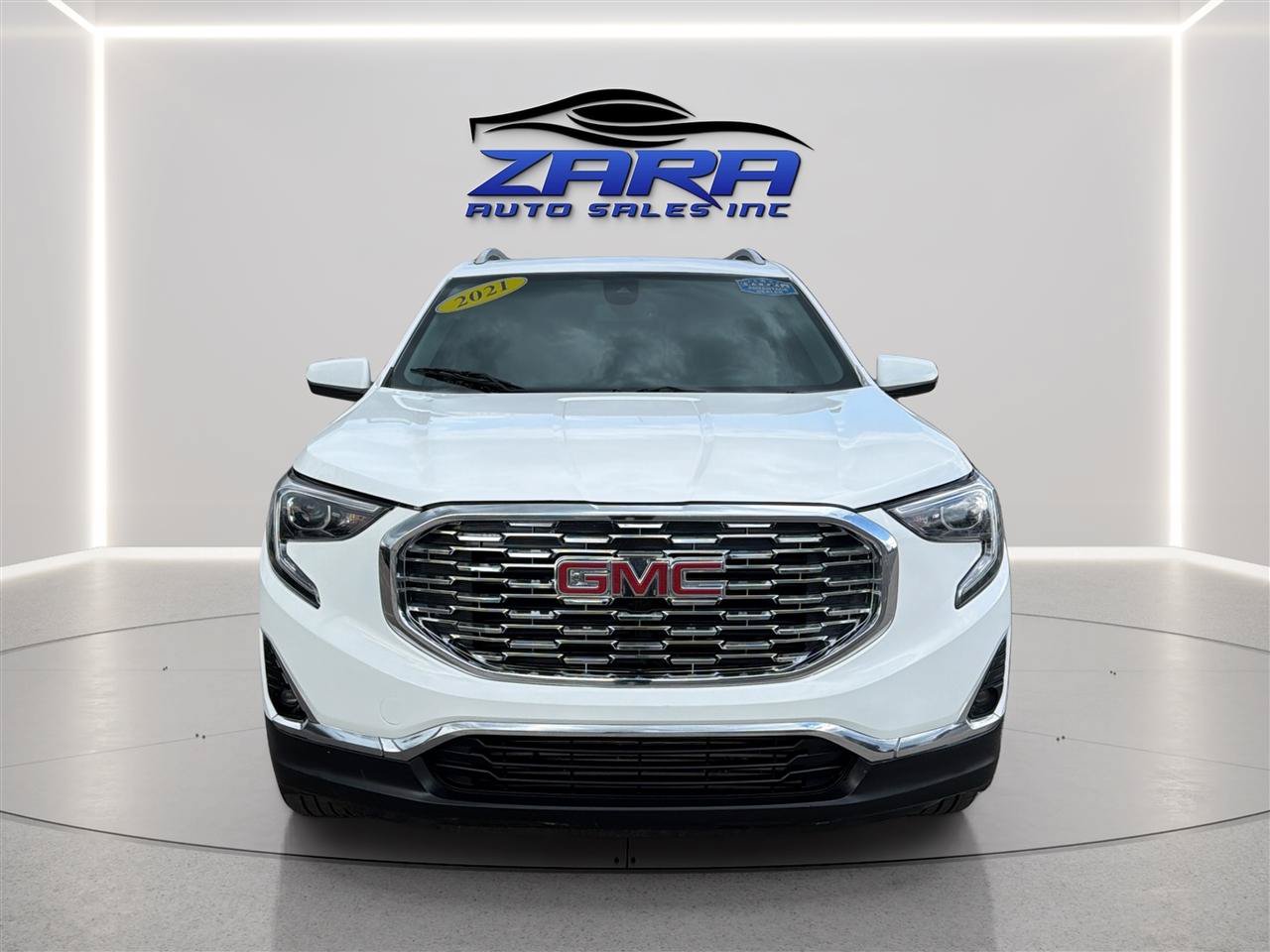 Used 2021 GMC Terrain SLT AWD/4WD image 2