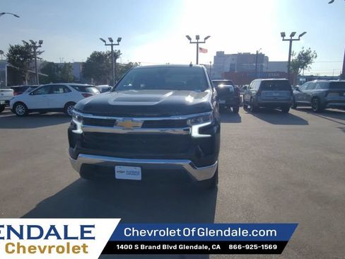 Certified 2025 Chevrolet Silverado 1500 LT RWD image 3