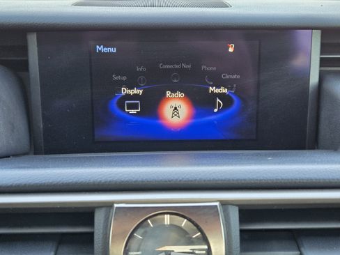 Used 2018 Lexus IS 300 F-Sport Package image 18