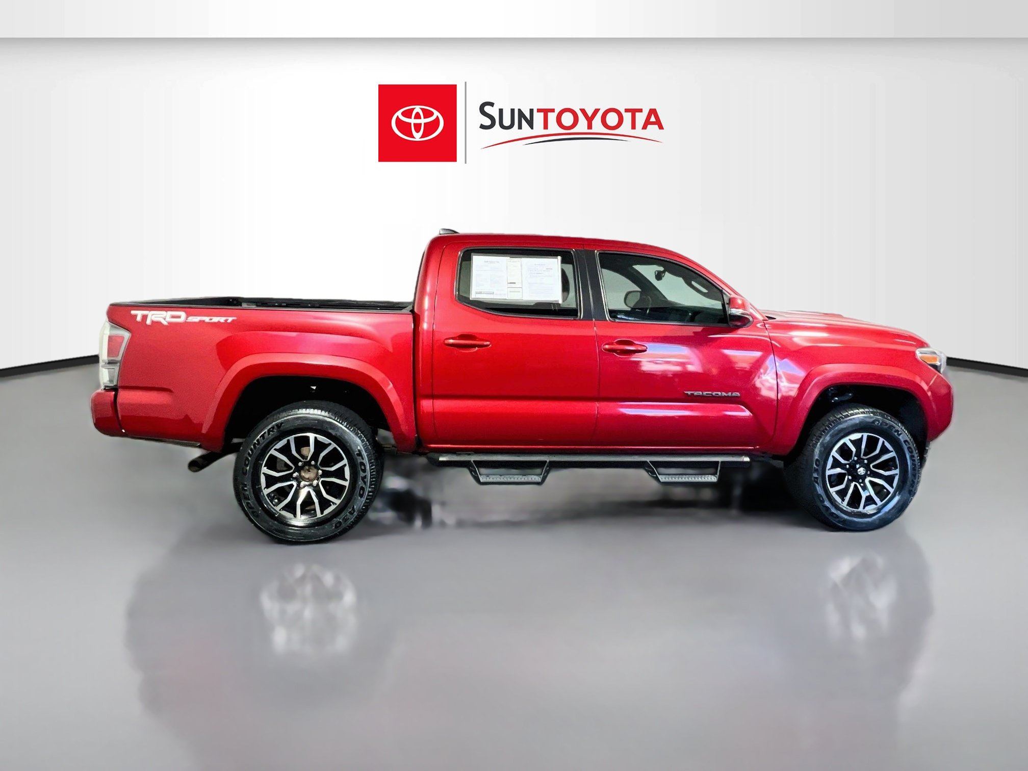 Used 2021 Toyota Tacoma TRD Sport w/ Technology Package RWD image 2