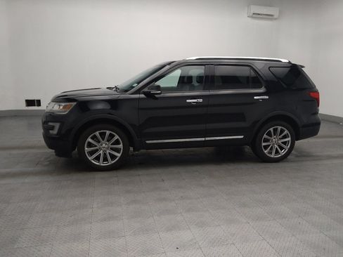 Used 2017 Ford Explorer Limited w/ Equipment Group 301A image 2
