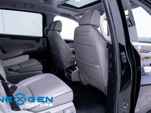 Used 2022 Honda Odyssey Elite image 45