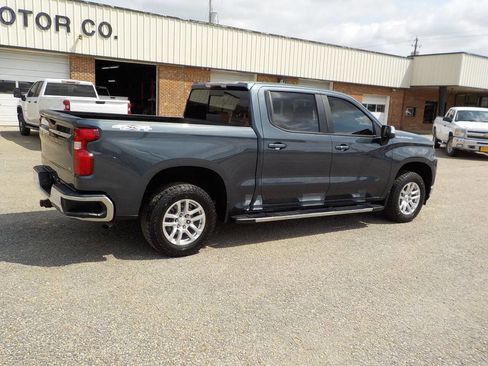 Used 2021 Chevrolet Silverado 1500 LT w/ Convenience Package II image 6