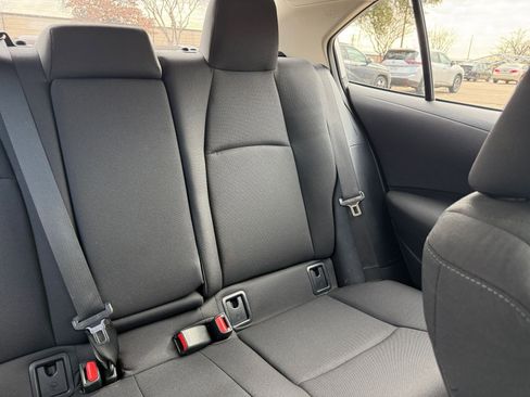 Used 2025 Toyota Corolla LE image 37
