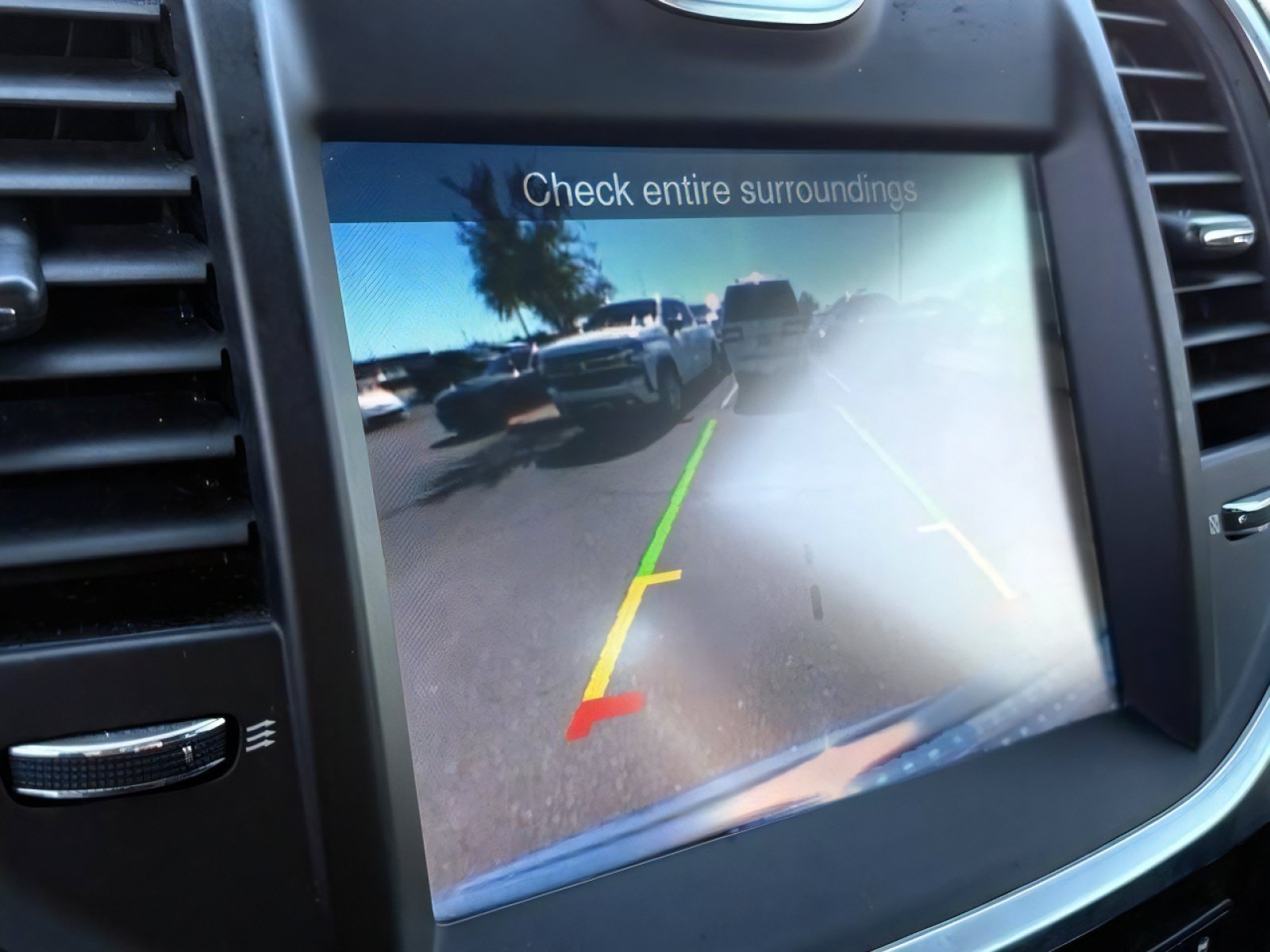 Used 2011 Chrysler 300 C RWD image 25