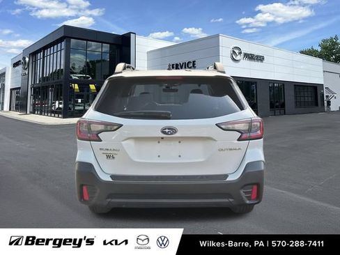 Used 2021 Subaru Outback Premium w/ Popular Package #1 AWD/4WD image 10