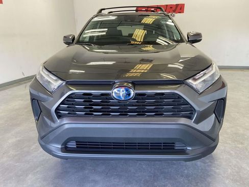 Certified 2022 Toyota RAV4 XLE w/ Convenience Package image 8