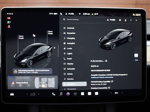 Used 2023 Tesla Model 3 Standard Range image 19