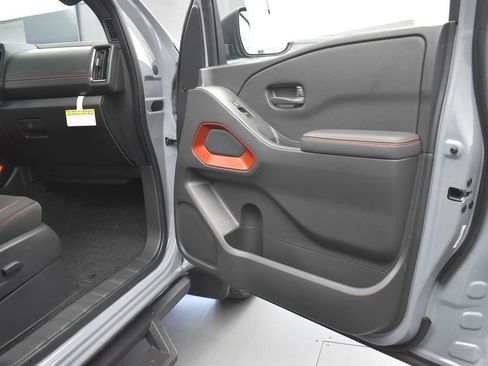 New 2026 Nissan Frontier PRO-4X w/ Pro-4x Convenience Package image 26