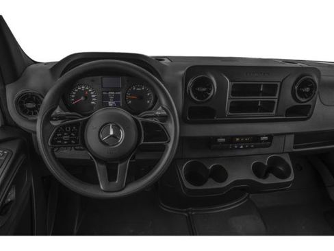 Used 2021 Mercedes-Benz Sprinter 2500 image 7