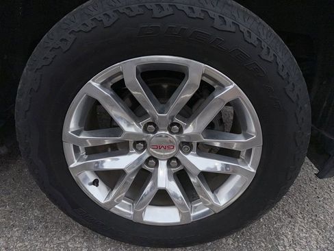 Used 2022 GMC Sierra 1500 SLT image 11