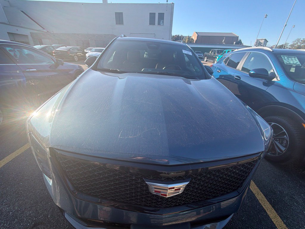 Used 2024 Cadillac XT4 Sport AWD/4WD image 2
