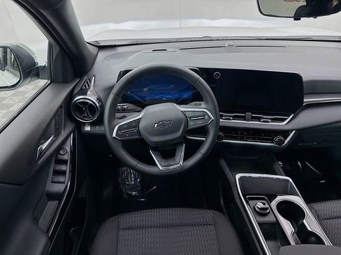 New 2026 Chevrolet Equinox LT image 23