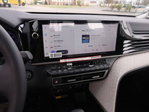 Used 2026 Toyota Camry XLE w/ Premium Plus Package image 16