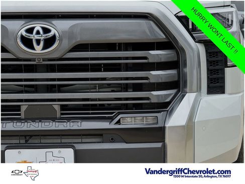 Used 2024 Toyota Tundra Limited AWD/4WD image 8