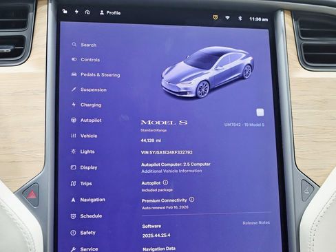 Used 2019 Tesla Model S AWD image 25