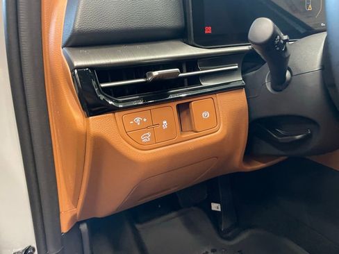 New 2026 Kia Sportage X-Line w/ X-Line Technology Package AWD/4WD image 10