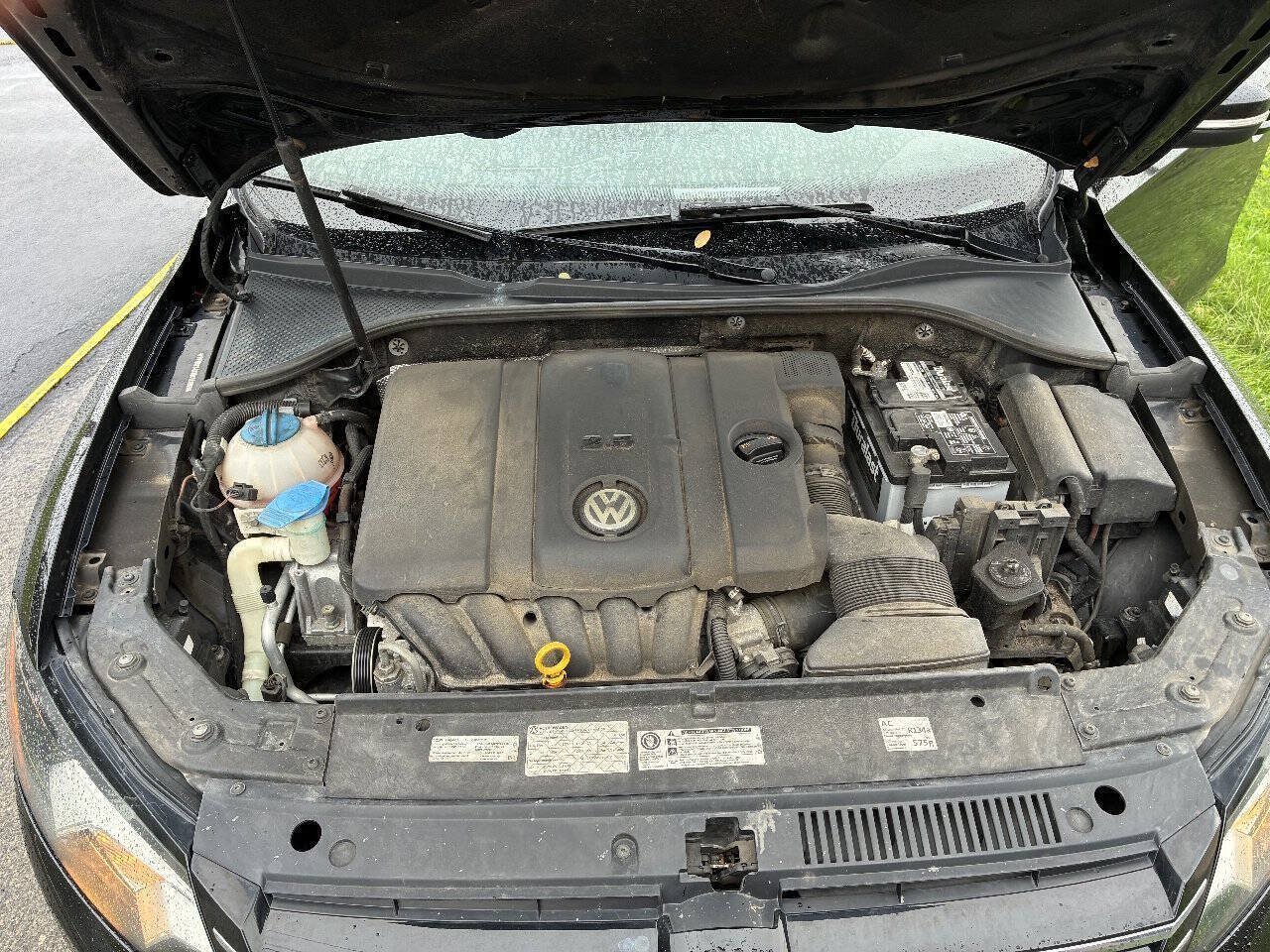 Used 2013 Volkswagen Passat 2.5 SE FWD image 11
