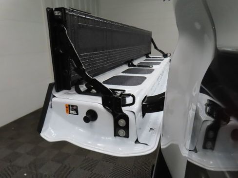 Used 2025 GMC Sierra 2500 AT4 w/ AT4 Premium Plus Package image 47