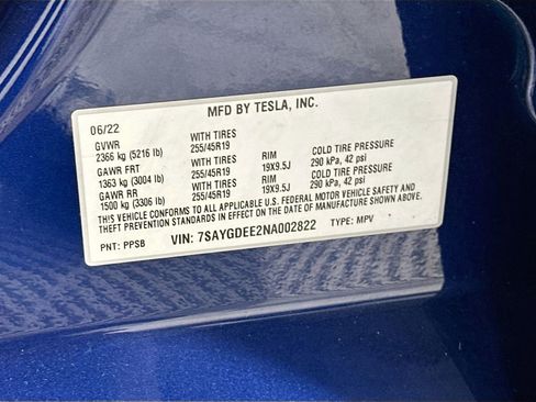 Used 2022 Tesla Model Y Long Range AWD/4WD image 30
