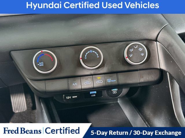 Used 2024 Hyundai Elantra SE FWD image 24