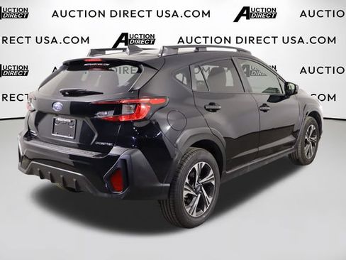 Used 2024 Subaru Crosstrek 2.0i Premium AWD/4WD image 40