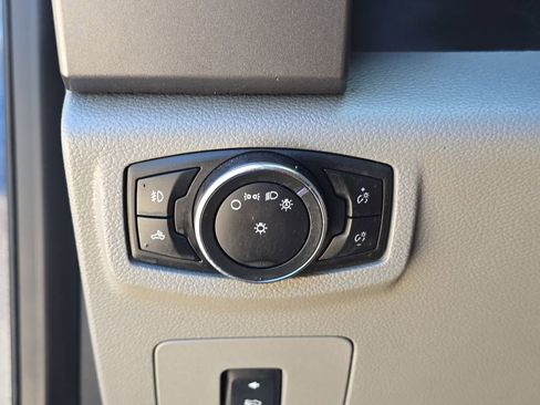 Used 2015 Ford F150 XLT w/ Equipment Group 301A Mid image 24