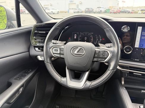 Used 2023 Lexus RX 350 Premium w/ Cold Area Package AWD/4WD image 14