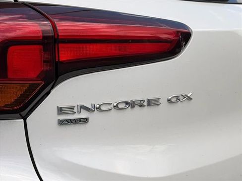 Used 2021 Buick Encore GX Preferred AWD/4WD image 27