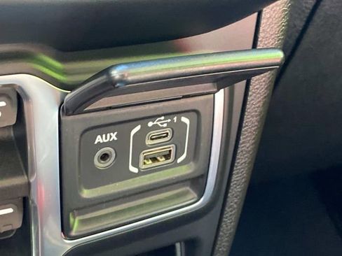 Used 2019 Jeep Wrangler Unlimited Sport S AWD/4WD image 28