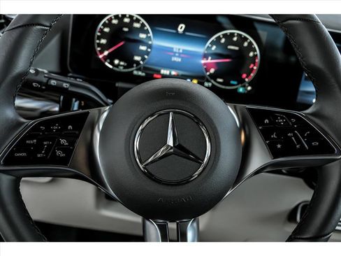 Certified 2026 Mercedes-Benz GLA 250 4MATIC image 15