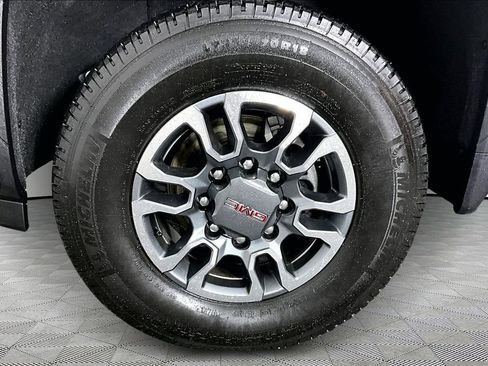 Used 2024 GMC Sierra 2500 SLT w/ SLT Premium Package AWD/4WD image 33