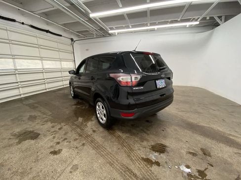 Used 2017 Ford Escape S image 4