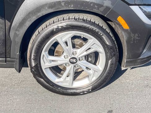 Used 2022 Hyundai Kona SEL image 9