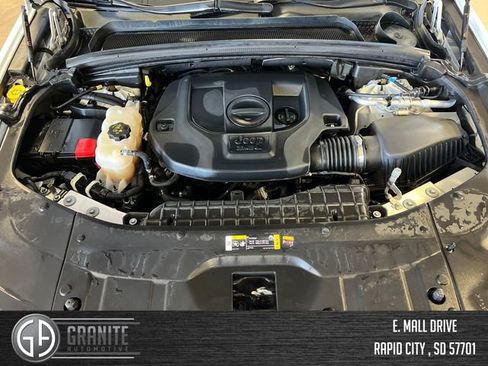 Used 2021 Jeep Grand Cherokee L Summit AWD/4WD image 22