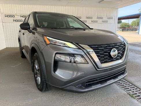 Used 2021 Nissan Rogue S FWD image 1