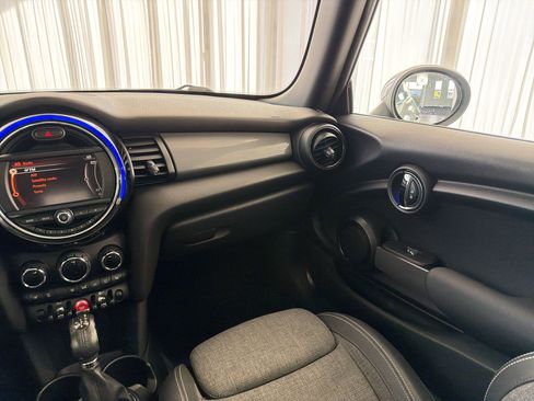 Used 2016 MINI Cooper 2-Door Hardtop FWD image 26