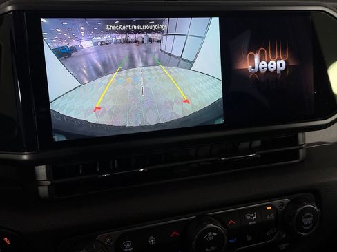 Used 2025 Jeep Wrangler Unlimited Sport S 4xe AWD/4WD image 18