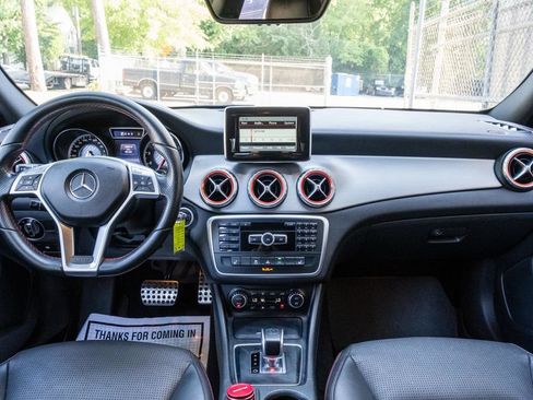 Used 2015 Mercedes-Benz GLA 45 AMG 4MATIC image 21