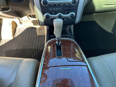 Used 2010 Nissan Murano LE w/ Navigation Pkg image 20