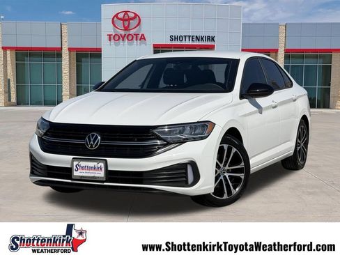 Used 2023 Volkswagen Jetta Sport FWD image 1