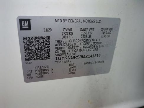 Certified 2021 Cadillac XT5 Sportv w/ LPO, Floor Liner Package AWD/4WD image 35