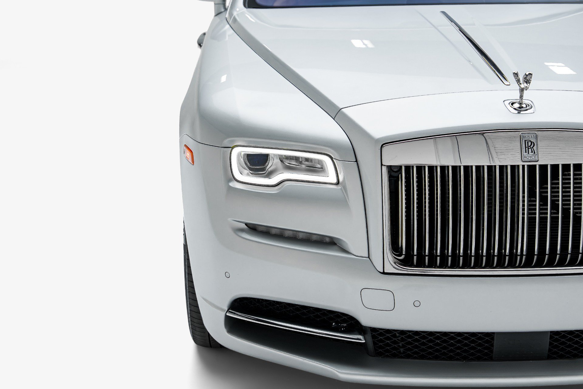 Used 2016 Rolls-Royce Dawn RWD image 28