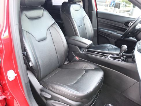 Used 2022 Jeep Compass Limited AWD/4WD image 21