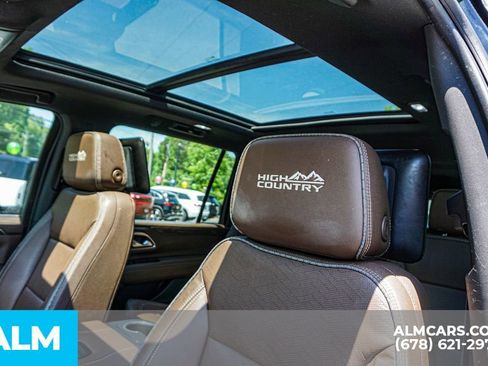 Used 2023 Chevrolet Suburban High Country AWD/4WD image 18