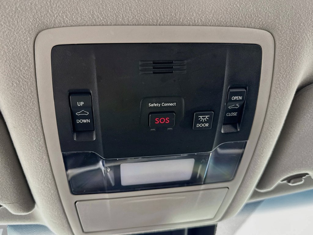 Used 2019 Lexus RX 450h AWD w/ Navigation Package image 16