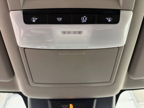 Used 2024 Nissan Rogue S image 24