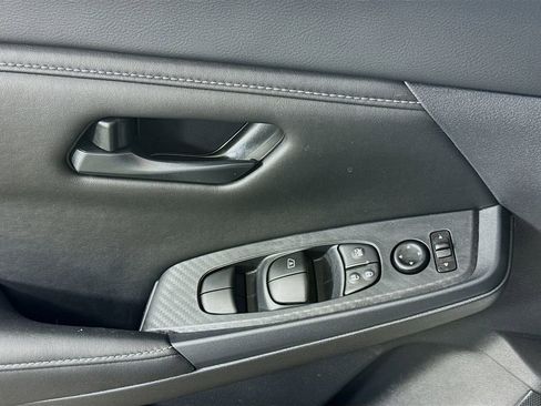 Used 2025 Nissan Sentra S FWD image 20