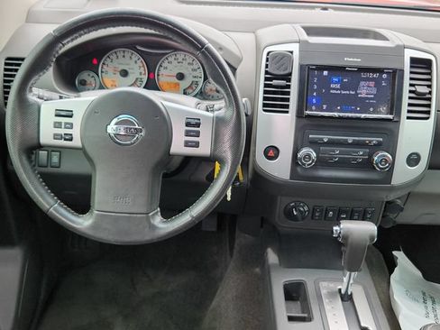 Used 2014 Nissan Xterra PRO-4X w/ Pro-4x Leather Package AWD/4WD image 25